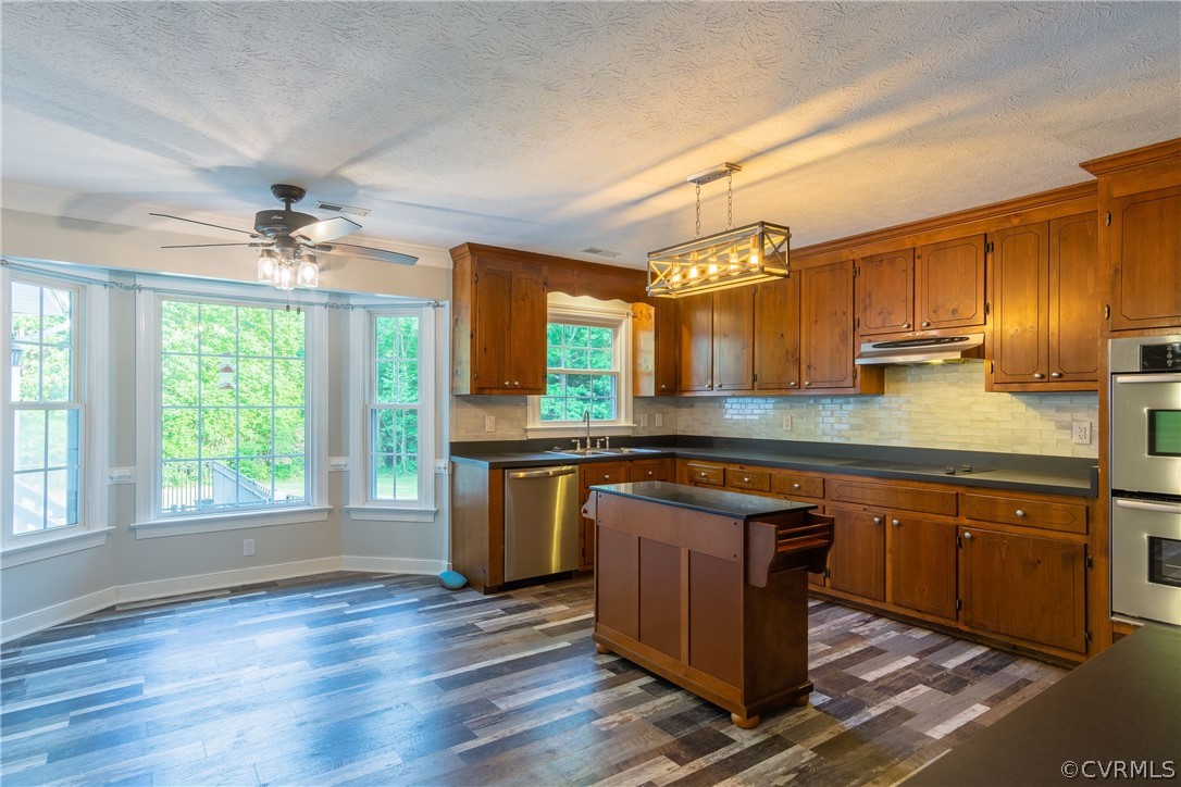 7251 Hughes Road Sandston, VA 23150 - Photo 9 of 38 Gallery Image 9