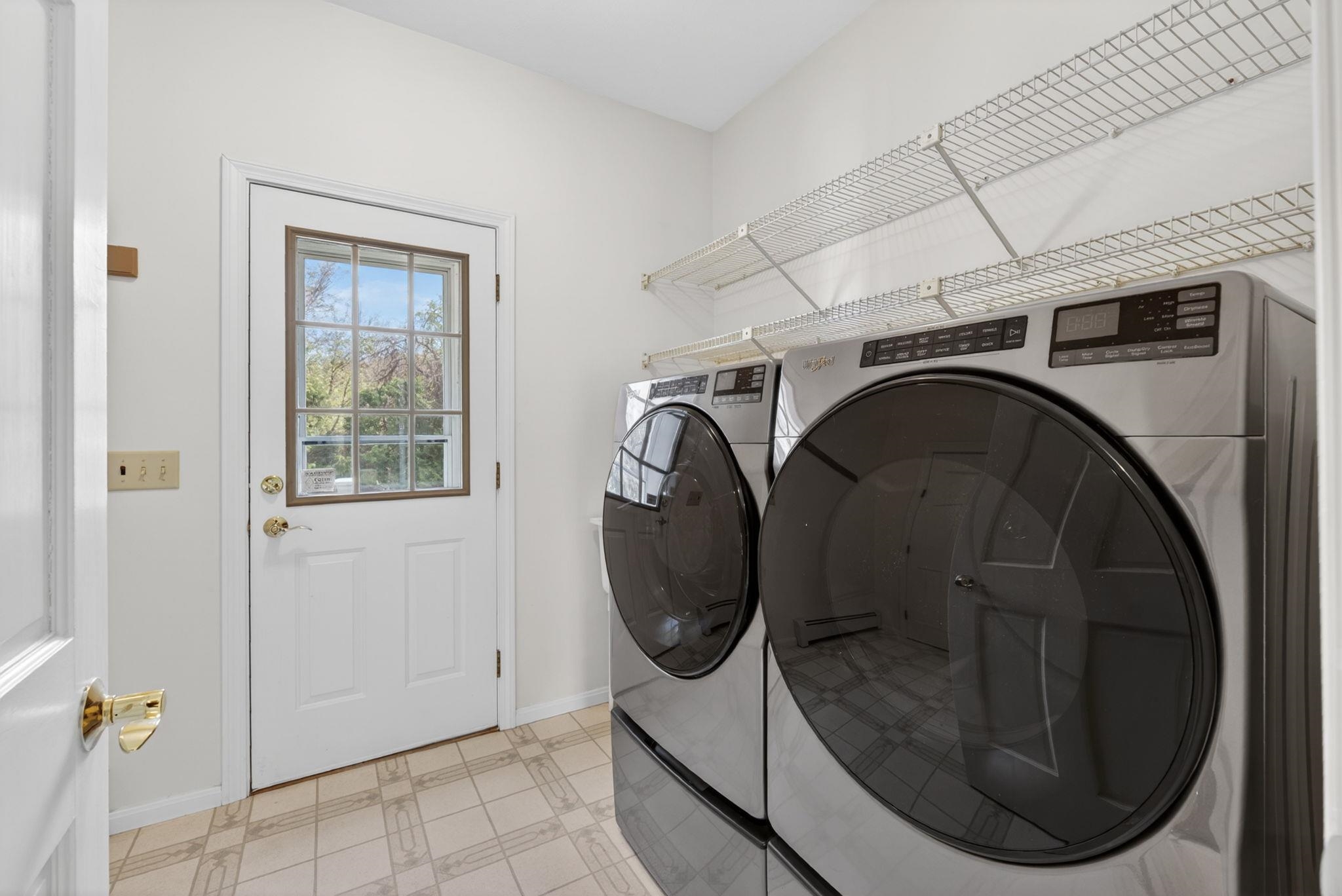 187 Back River Road Bedford, NH 03110 - Photo 24 of 60