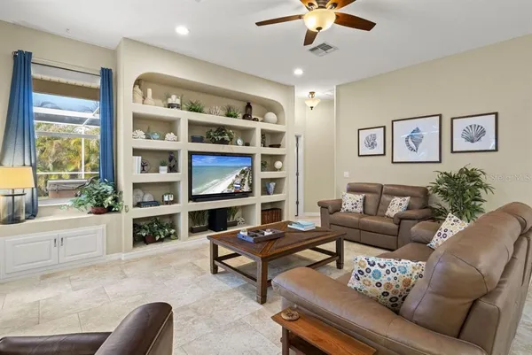 $839,900 | 2822 Gloria Court, Clearwater, FL 33761