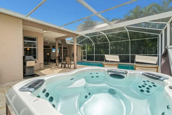 $839,900 | 2822 Gloria Court, Clearwater, FL 33761