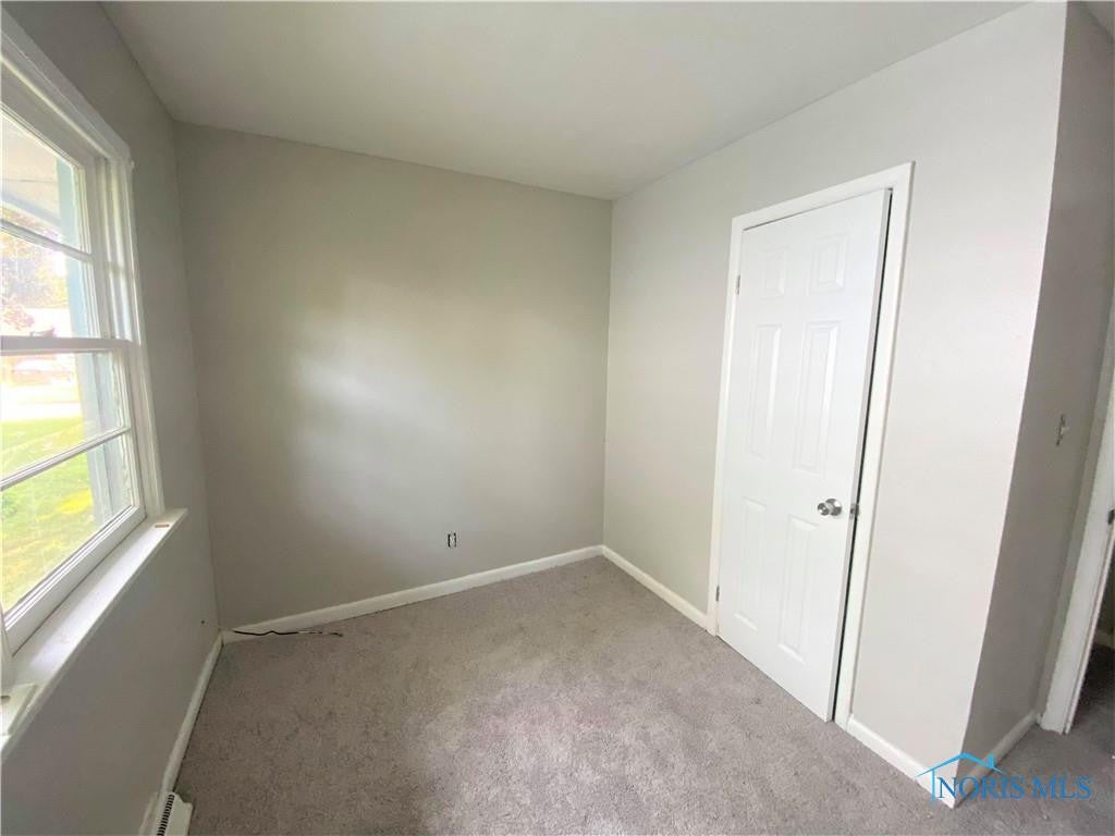 801 Ranch Drive Toledo, OH 43607 - Photo 4 of 10 Gallery Image 4