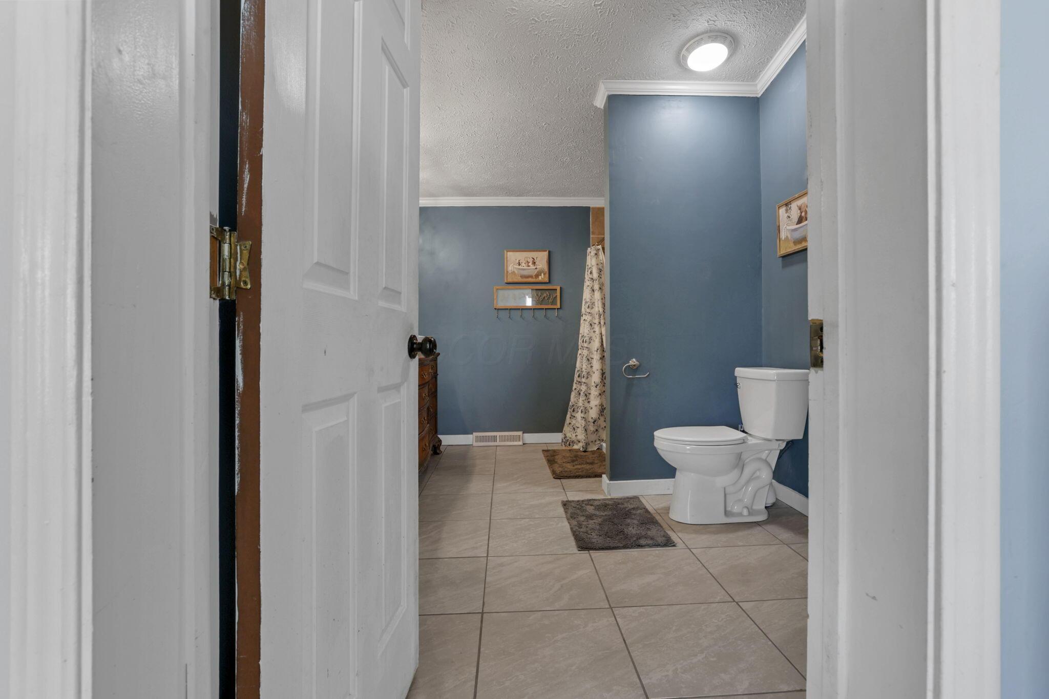 1641 County Road 27 Edison, OH 43320 - Photo 22 of 46 Full bathroom