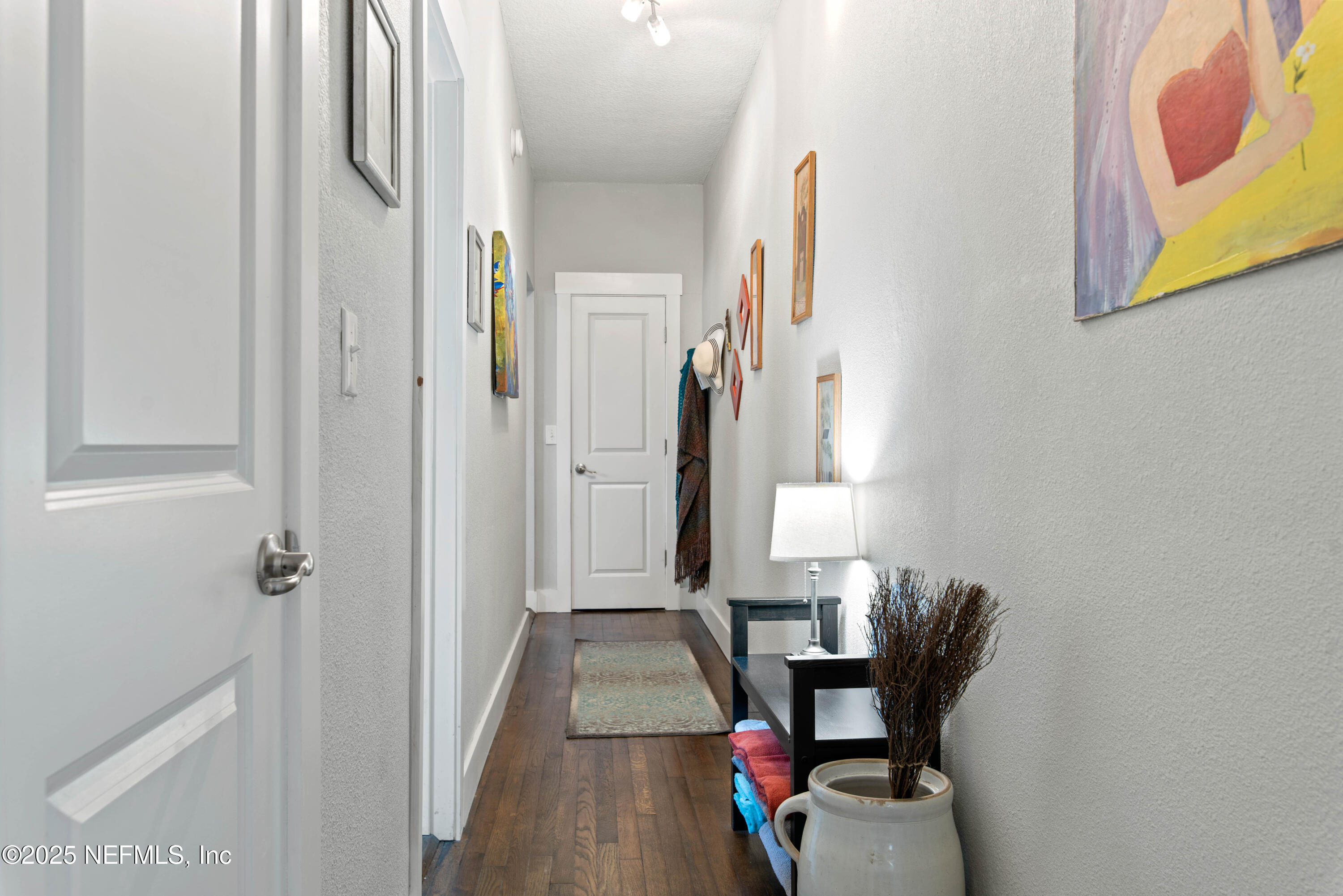 909 Cedar Street Jacksonville, FL 32207 - Photo 6 of 15 909 Cedar St-26