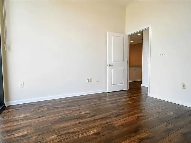 $2,299 | 3040 Peachtree Road, Unit 1606, Atlanta, GA 30305