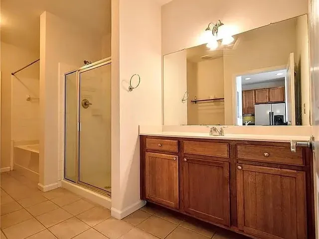 $2,299 | 3040 Peachtree Road, Unit 1606, Atlanta, GA 30305