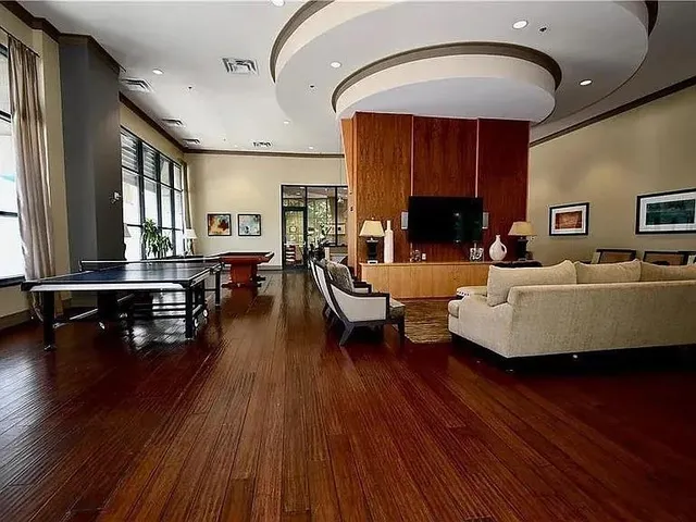 $2,299 | 3040 Peachtree Road, Unit 1606, Atlanta, GA 30305