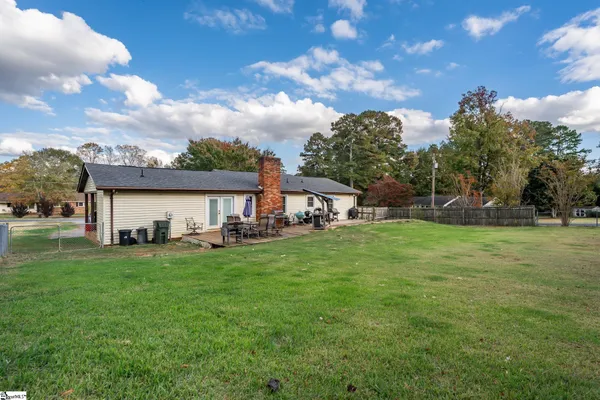 $252,900 | 212 Whispering Pines Drive, Moore, SC 29369