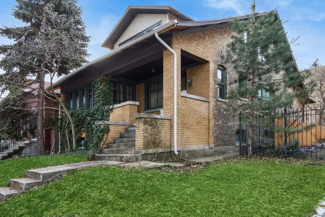 front view of house with a yard