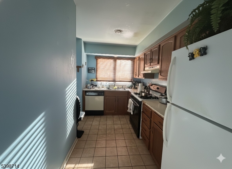 14 Highland Place, Unit C Maplewood, NJ 07040 - Photo 6 of 13