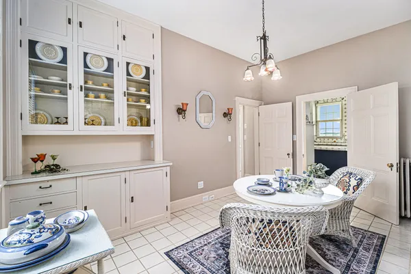 $2,450,000 | 19123 Parke Lane, Grosse Ile, MI 48138