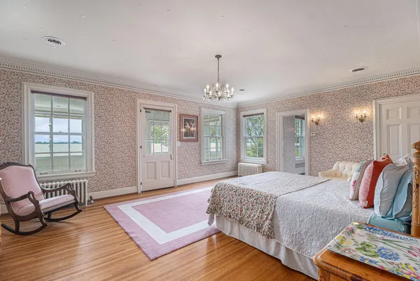 $2,450,000 | 19123 Parke Lane, Grosse Ile, MI 48138