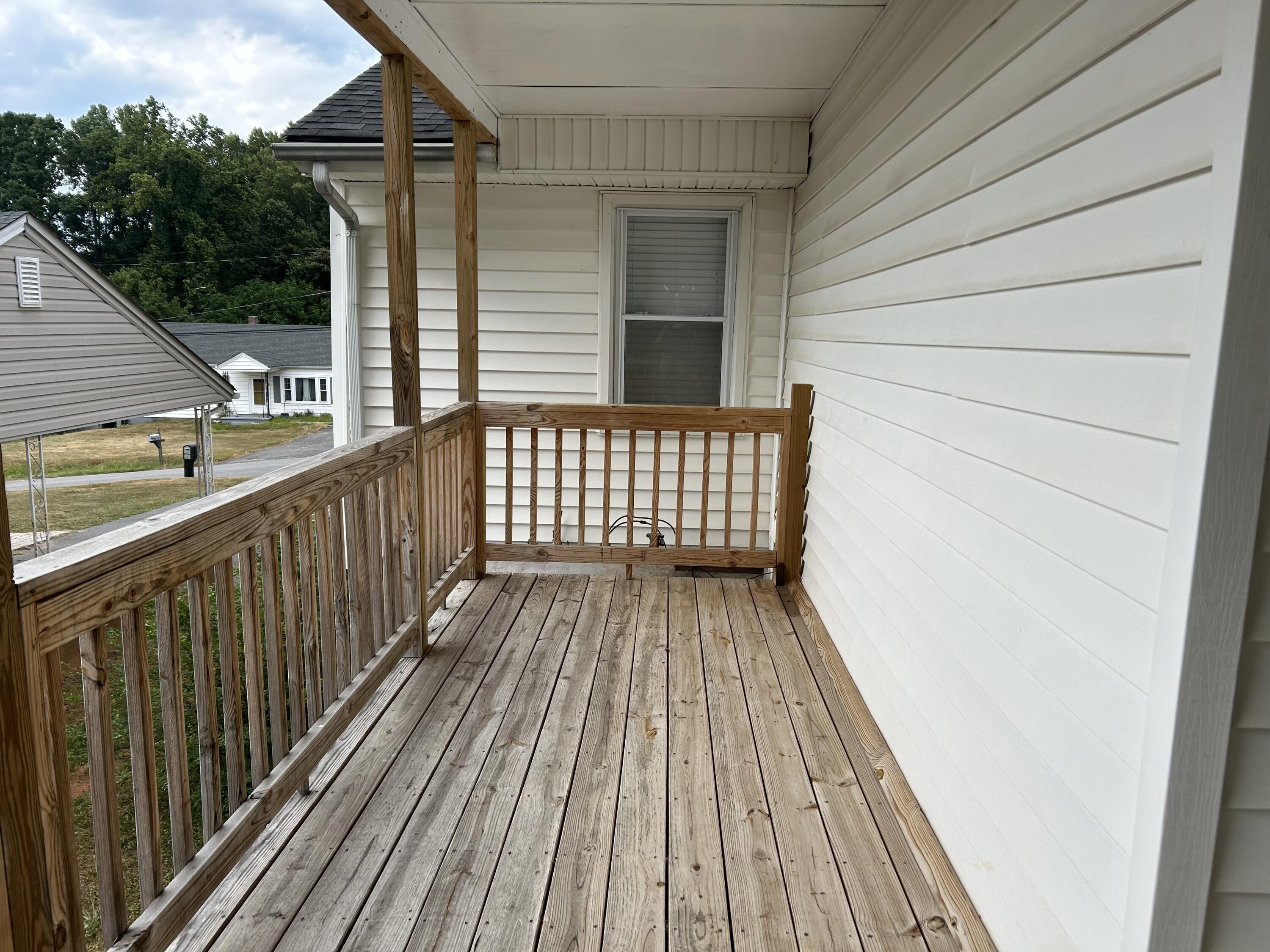 112 Taylor Road Collinsville, VA 24078 - Photo 30 of 35 Back deck side