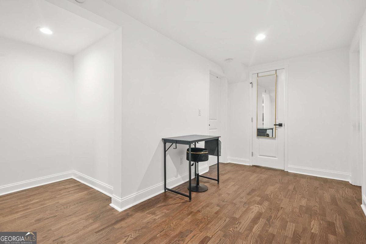 2430 Hanford Drive Southwest Atlanta, GA 30315 - Photo 10 of 21 a view of an empty room