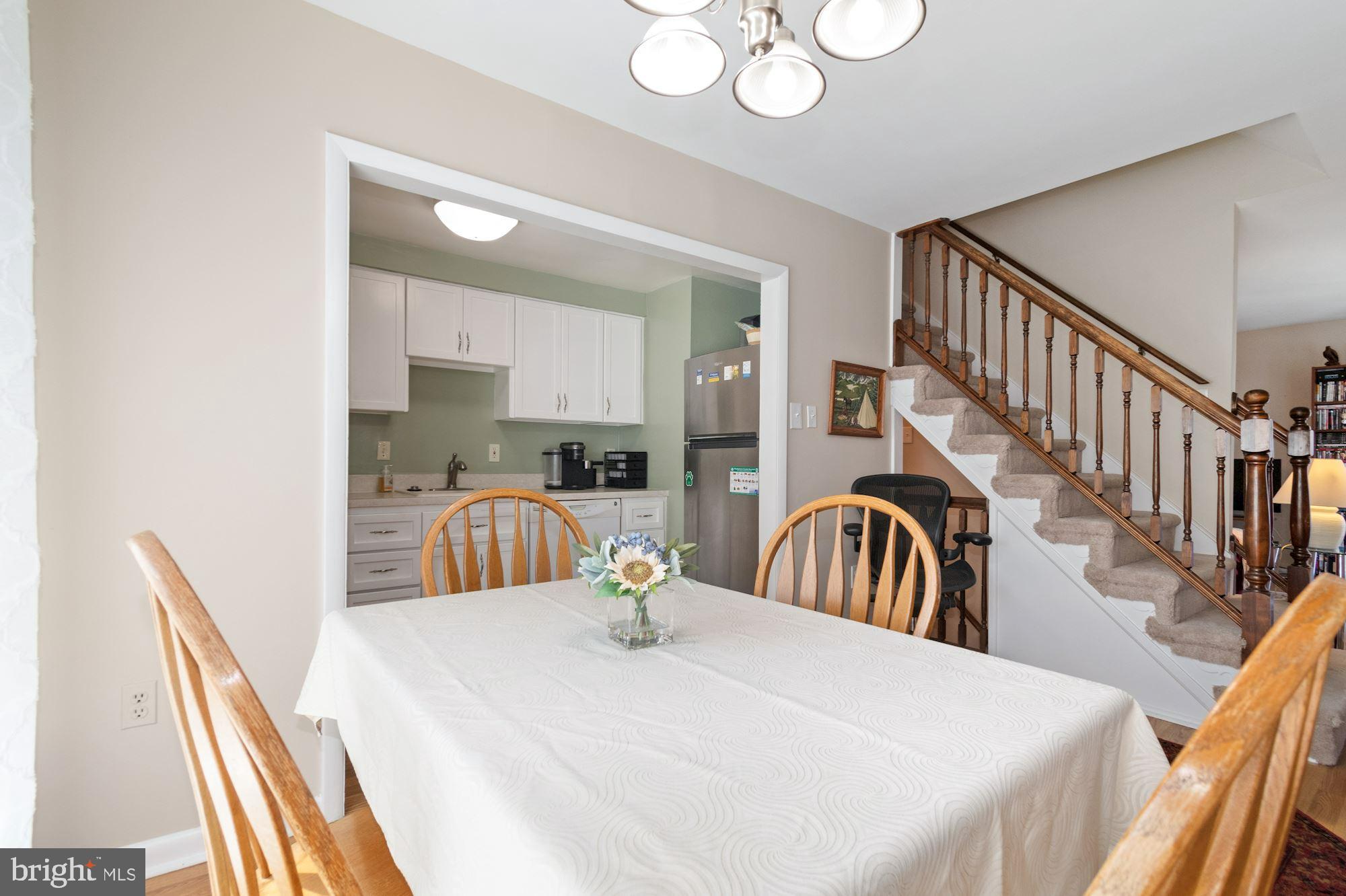 3300 Spartan Road, Unit 1J Olney, MD 20832 - Photo 9 of 24 Dining area