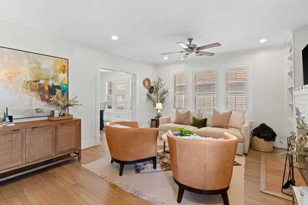 $4,100 | 1002 West Cottage Street, Houston, TX 77009