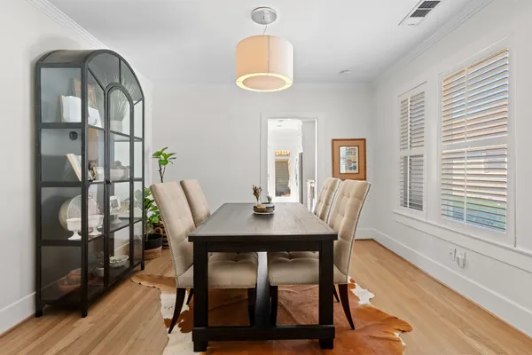 $4,100 | 1002 West Cottage Street, Houston, TX 77009