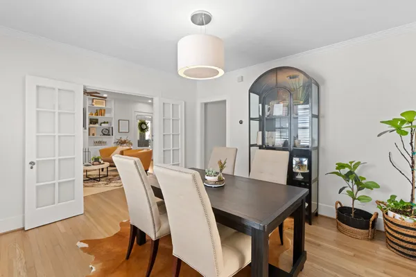 $4,100 | 1002 West Cottage Street, Houston, TX 77009