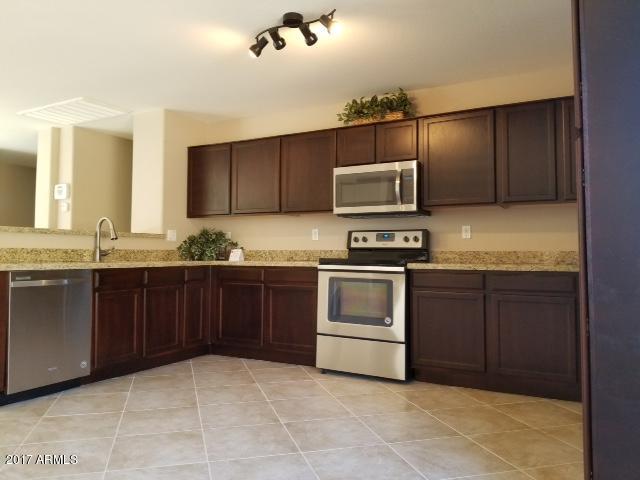 42427 West Venture Road Maricopa, AZ 85138 - Photo 3 of 12 Resized_20171011_134849_265