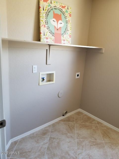 42427 West Venture Road Maricopa, AZ 85138 - Photo 6 of 12 Resized_20170811_131215 (4)