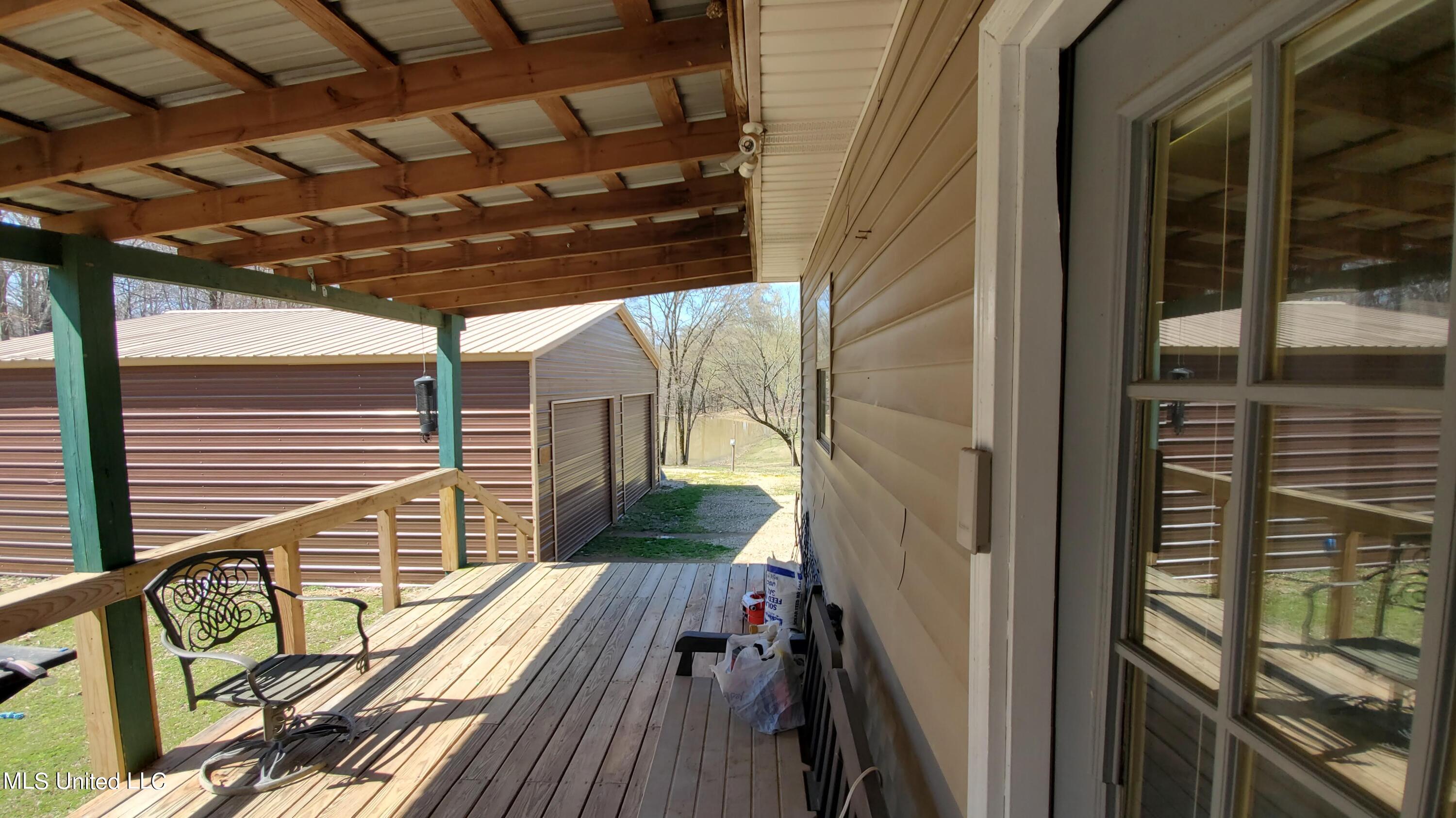 881 North Crockett Road Senatobia, MS 38668 - Photo 27 of 44 29