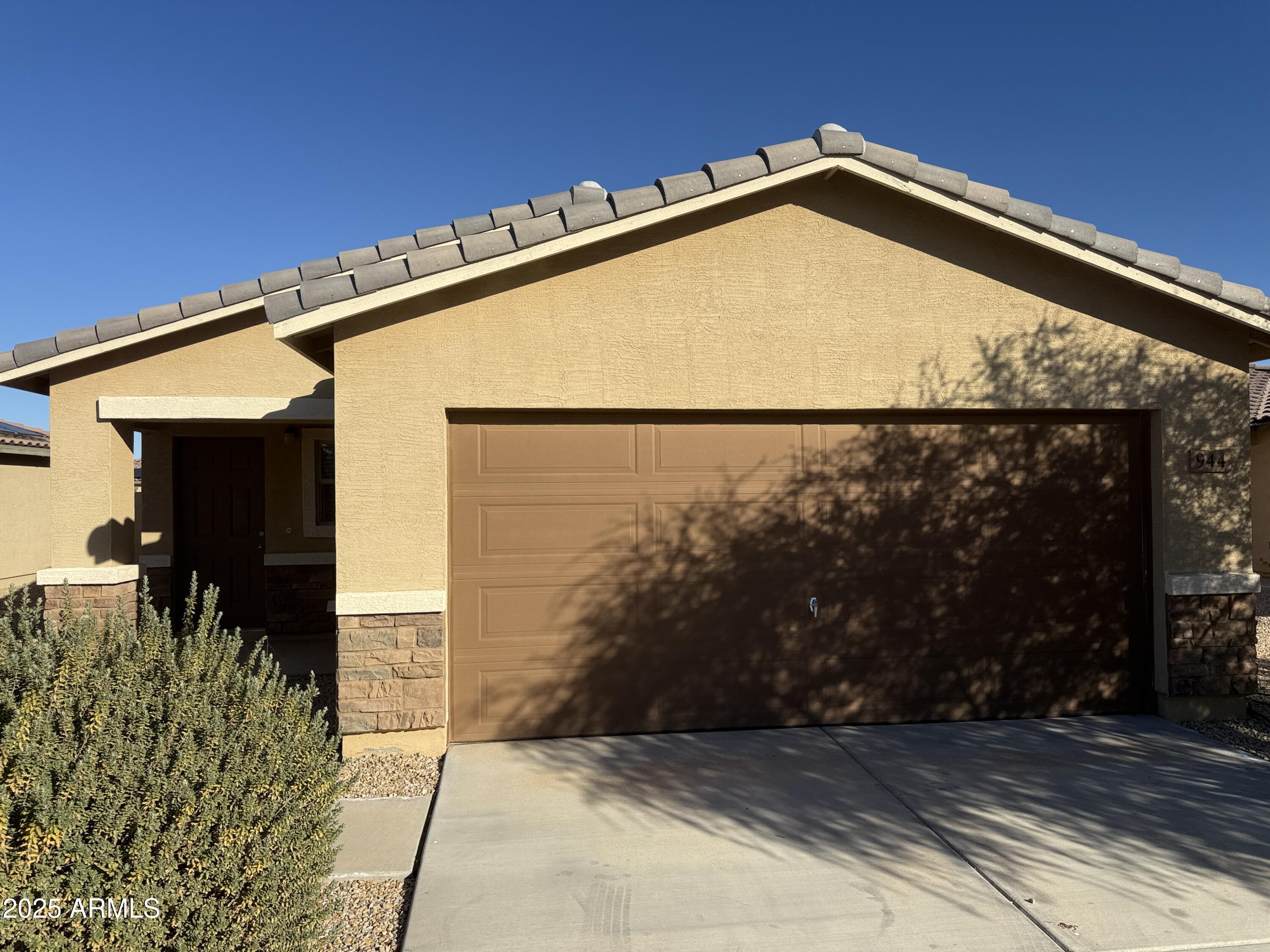944 Starview Avenue Coolidge, AZ 85128 - Photo 30 of 36 a view of outdoor space