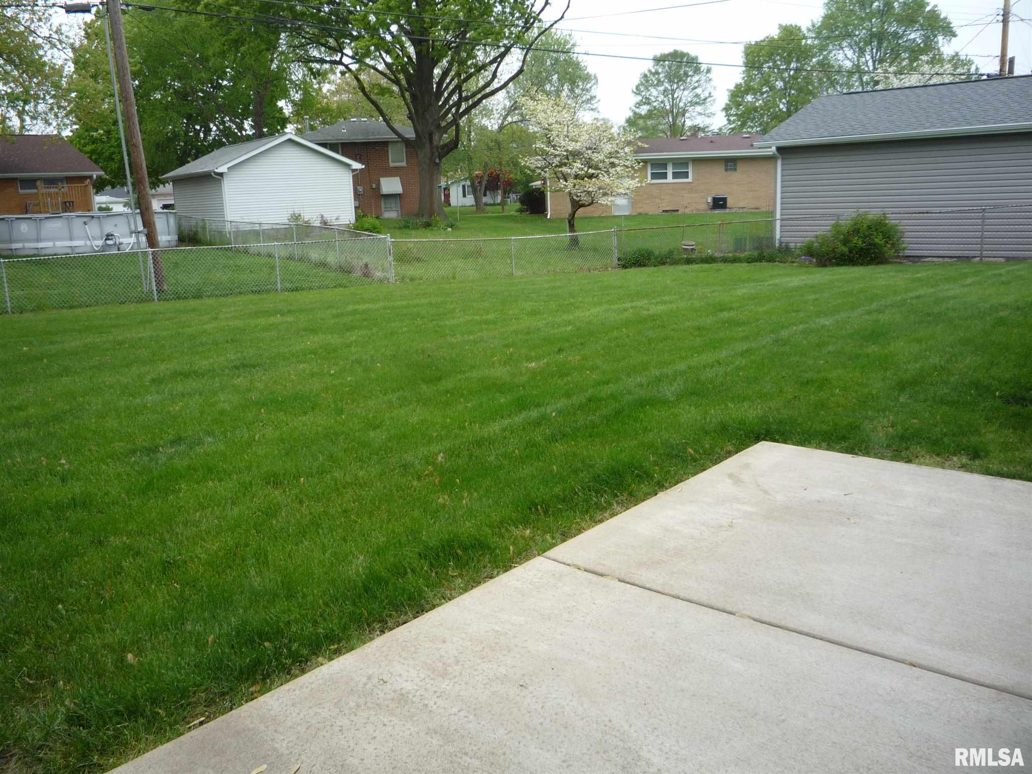 2109 North 24th Street Springfield, IL 62702 - Photo 27 of 29