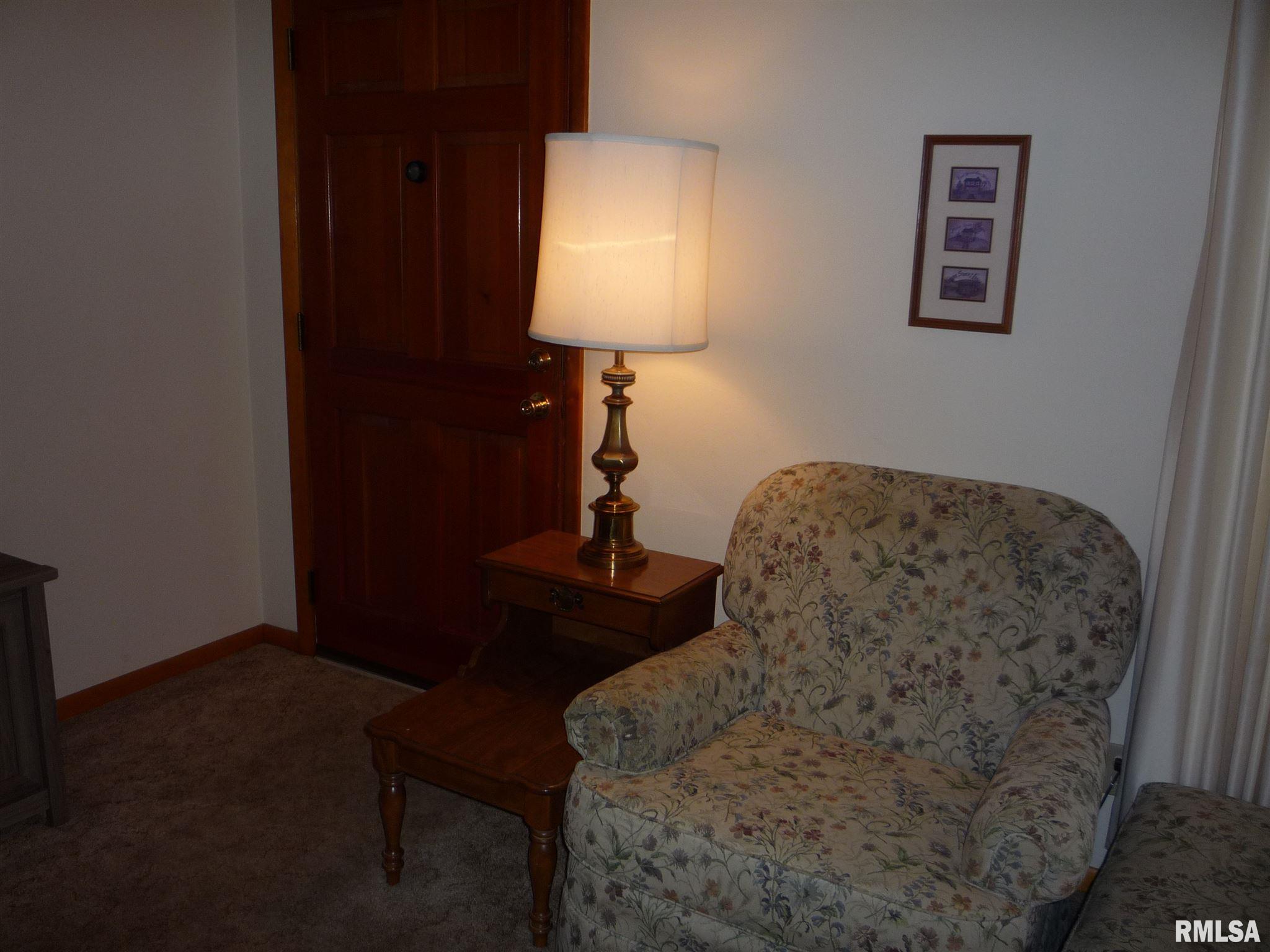 2109 North 24th Street Springfield, IL 62702 - Photo 5 of 29