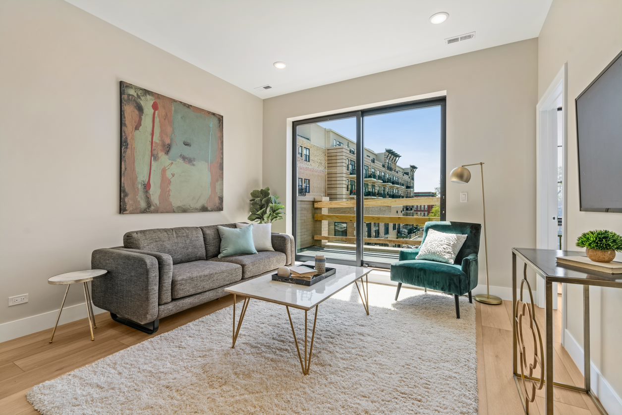 Undisclosed Address Chicago, IL 60657 - Photo 3 of 22 a living room with furniture and a large window