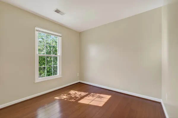 $2,900 | 9274 Caladium Drive, Manassas, VA 20110