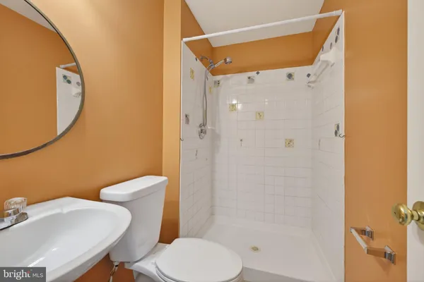 $2,900 | 9274 Caladium Drive, Manassas, VA 20110