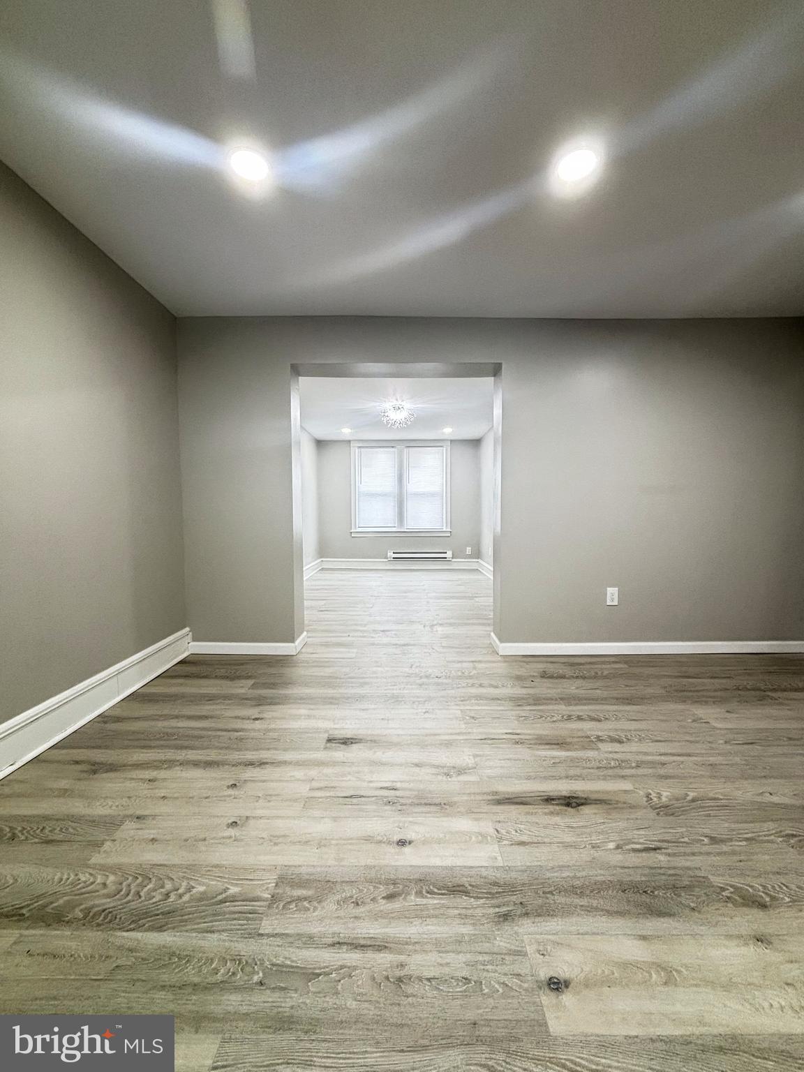 2787 North Congress Road Camden, NJ 08104 - Photo 5 of 18 Living room/Dining room view
