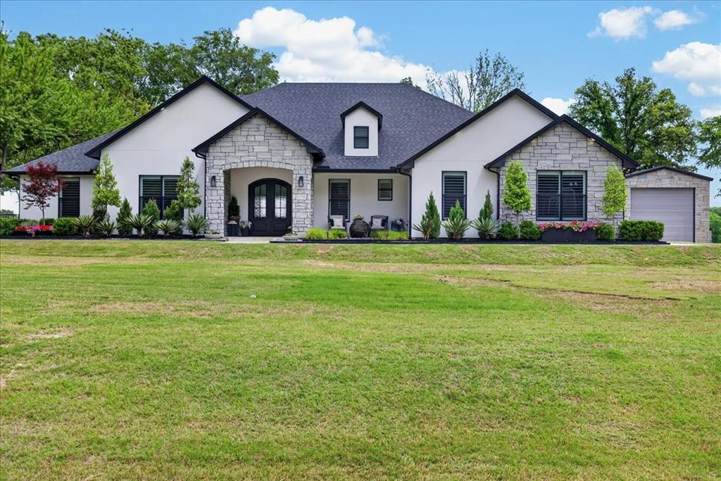 2044 Canyon Lake Road Wills Point, TX 75169 - Photo 2 of 40