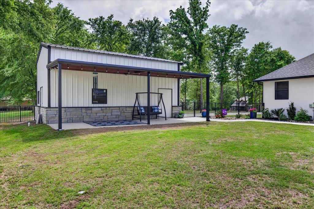 2044 Canyon Lake Road Wills Point, TX 75169 - Photo 29 of 40