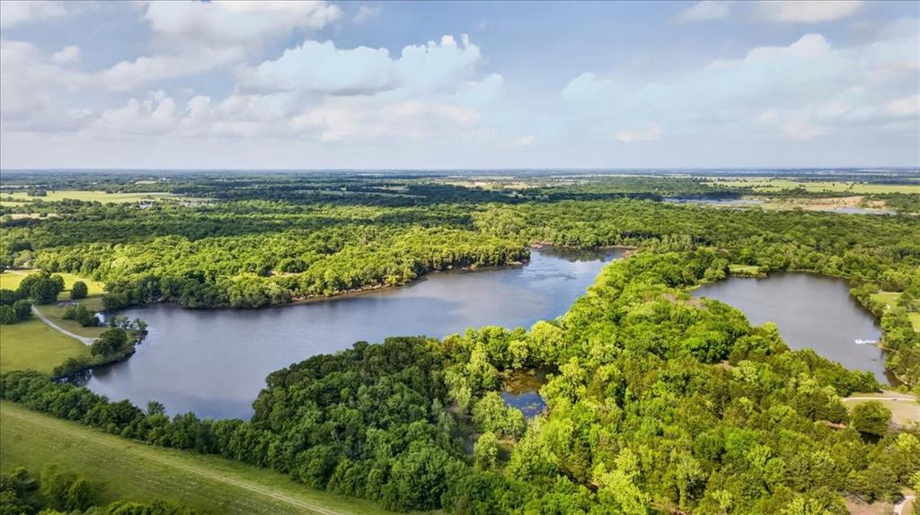 2044 Canyon Lake Road Wills Point, TX 75169 - Photo 36 of 40