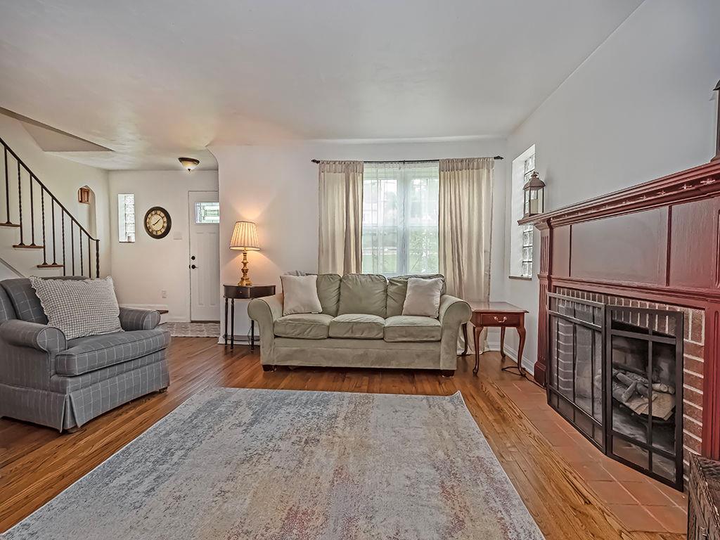212 Hays Road Pittsburgh, PA 15241 - Photo 3 of 23