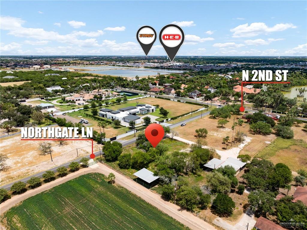 307 Northgate Lane McAllen, TX 78504 - Photo 4 of 10 a view of a city