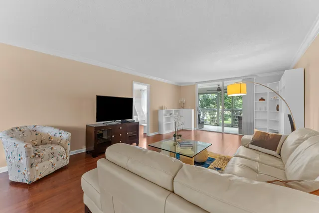$3,750 | 6300 Northwest 2nd Avenue, Unit 201, Boca Raton, FL 33487