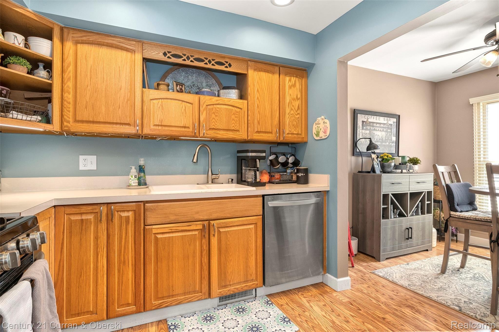 16445 Rudgate Street Southgate, MI 48195 - Photo 12 of 34 12.jpg