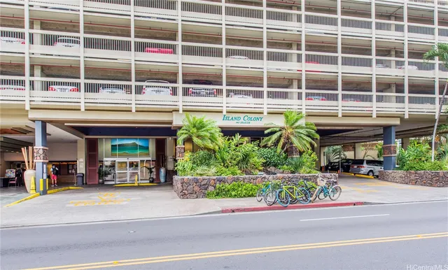 $1,700 | 445 Seaside Avenue, Unit 2709, Honolulu, HI 96815