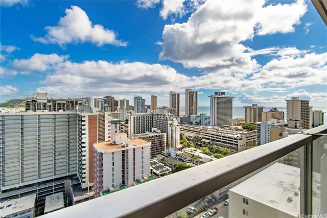 $1,700 | 445 Seaside Avenue, Unit 2709, Honolulu, HI 96815