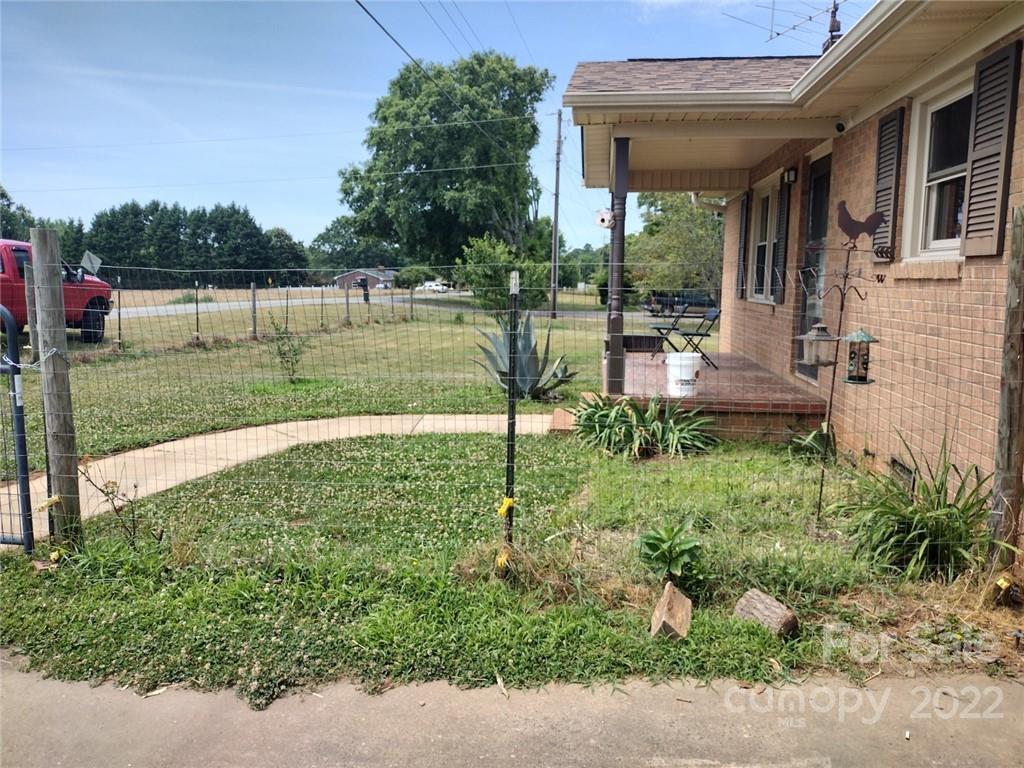 2507 Chatfield Road Shelby, NC 28150 - Photo 2 of 18 Gallery Image 2