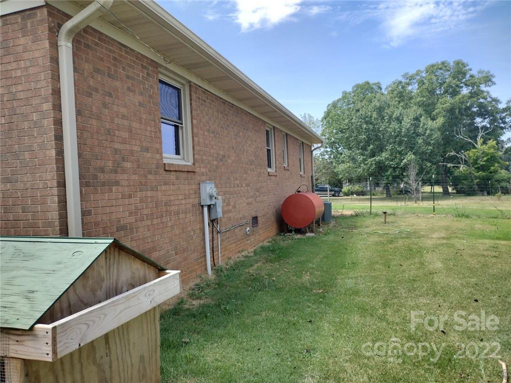 2507 Chatfield Road Shelby, NC 28150 - Photo 3 of 18 Gallery Image 3