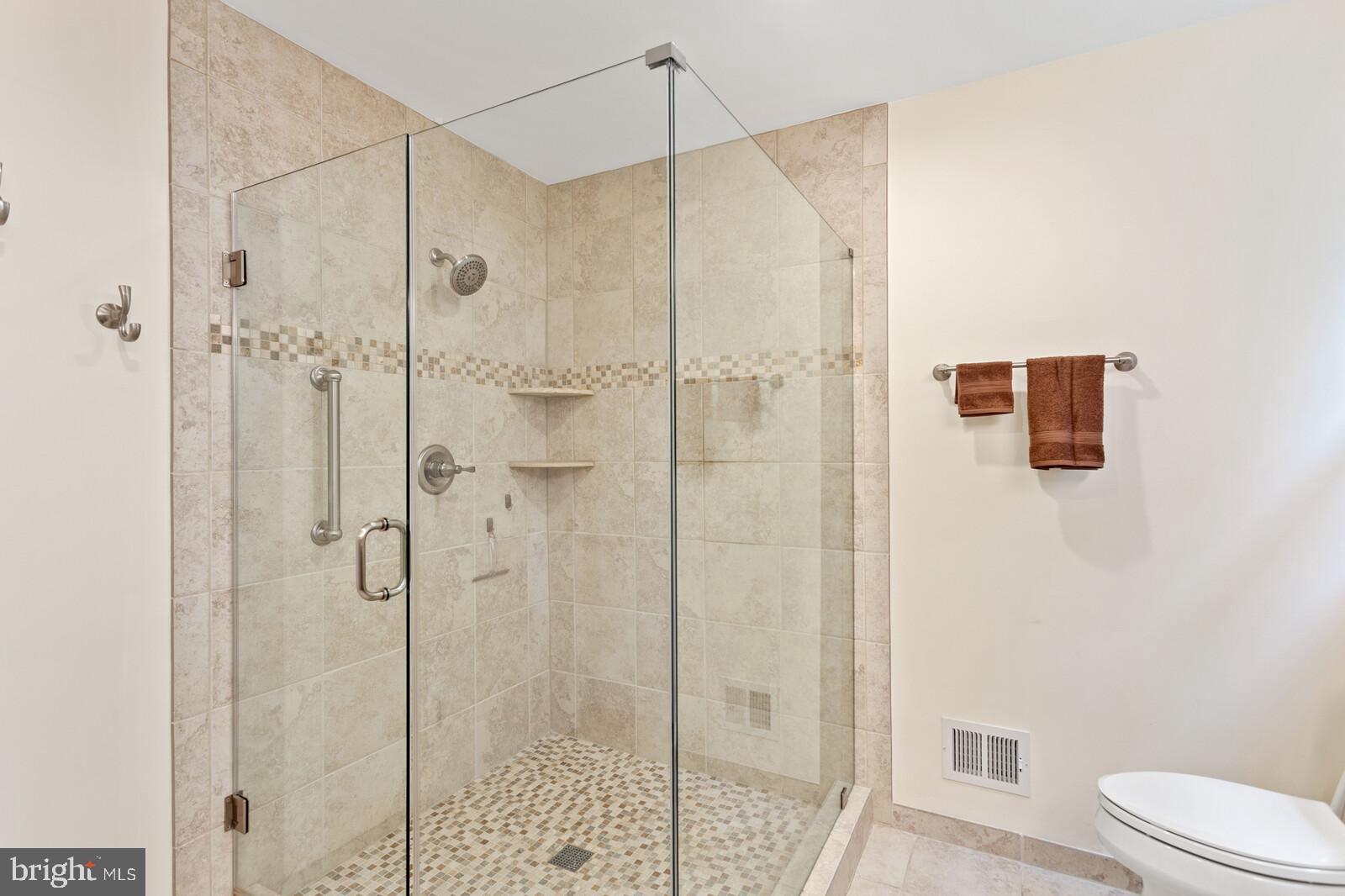 8321 Lindside Way Springfield, VA 22153 - Photo 22 of 35 Gallery Image 22