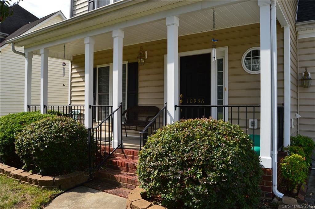10936 Hellebore Road Charlotte, NC 28213 - Photo 2 of 24 Gallery Image 2