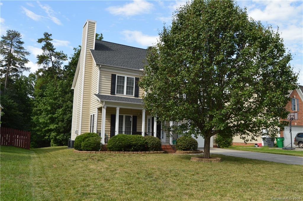 10936 Hellebore Road Charlotte, NC 28213 - Photo 3 of 24 Gallery Image 3