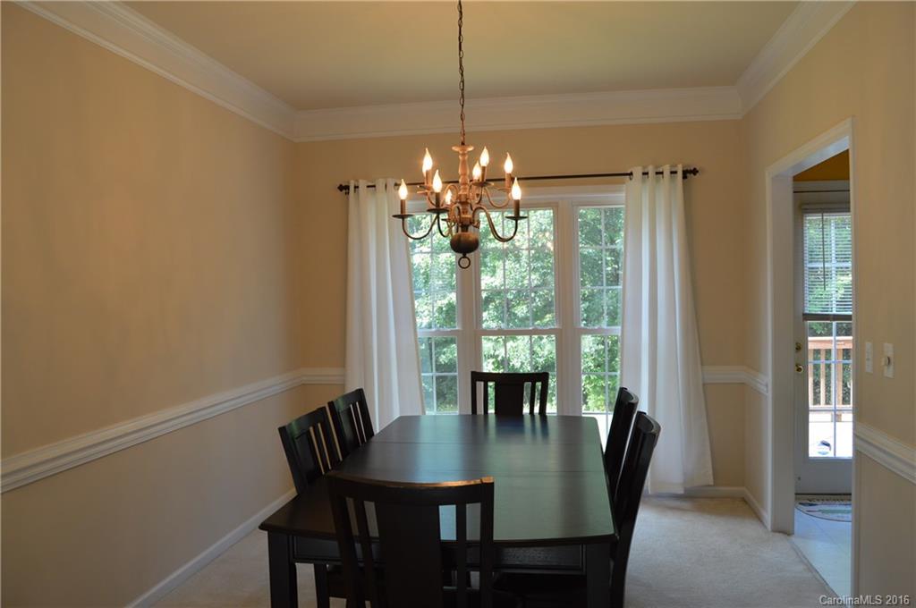 10936 Hellebore Road Charlotte, NC 28213 - Photo 7 of 24 Gallery Image 7