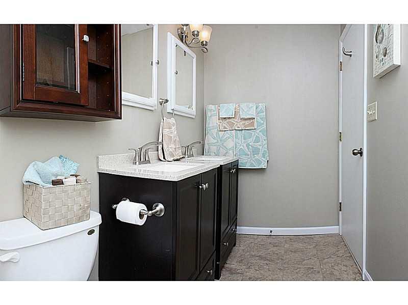 112 Harmony Road Carmel, IN 46032 - Photo 16 of 24 Gallery Image 16