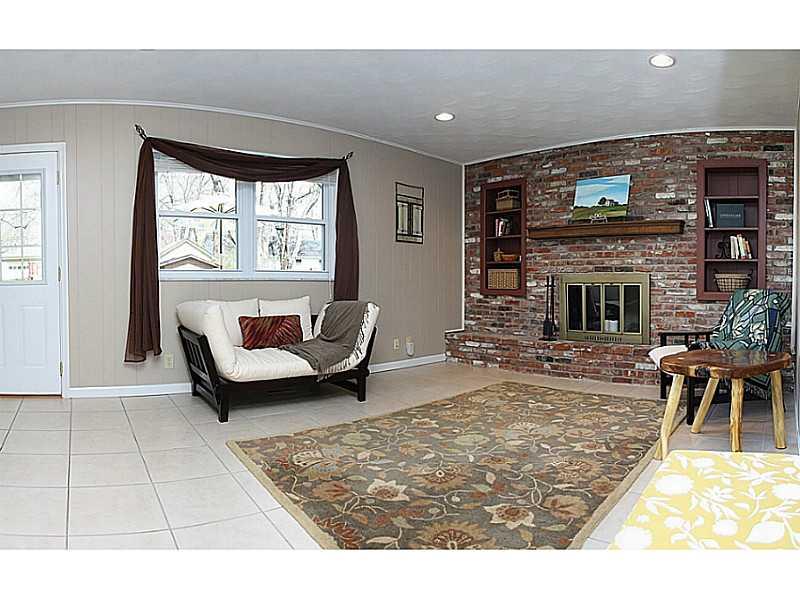 112 Harmony Road Carmel, IN 46032 - Photo 4 of 24 Gallery Image 4