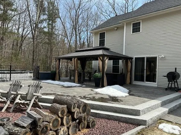 $1,150,000 | 43 Lampton Drive, Derry, NH 03038