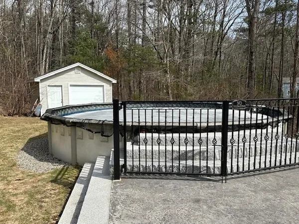 $1,150,000 | 43 Lampton Drive, Derry, NH 03038